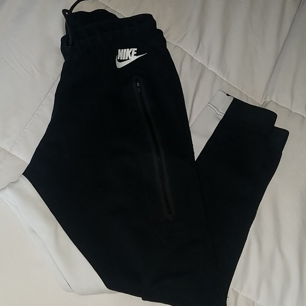 Nike joggers ***sold***